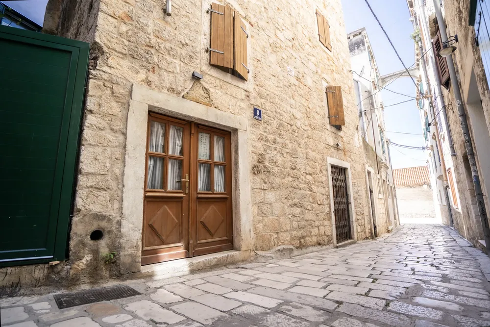 Šibenik Old Town House — exterior on Biskupa Fosca